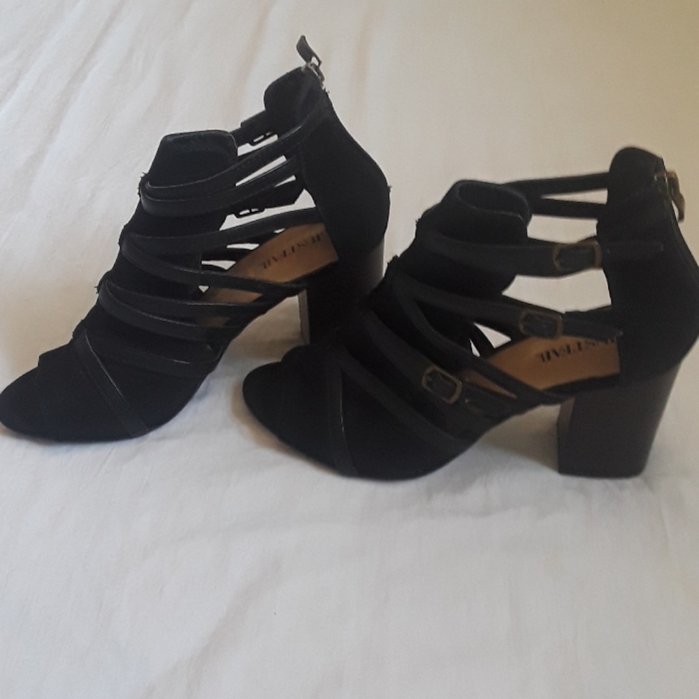 Just Fab open toe sandal heeled